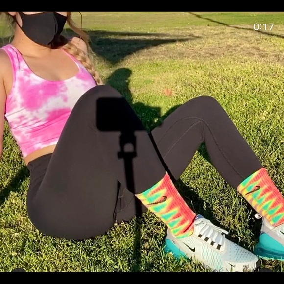 Nike socks rainbow tie dye (BRAND NEW) - Picture 4 of 4